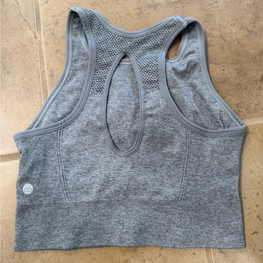 Zella bra medium pads included